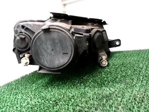 Left headlight VW PASSAT B6 (3C2) 1.9 TDI | BP20877029C28 