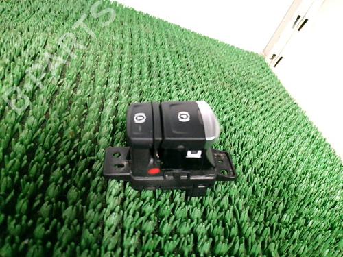 kombi-kontakt-stilkkontakt-renault-clio-v-b7_-2019-33048087 main image