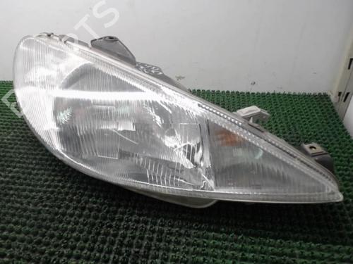 Used Right headlight PEUGEOT 206 Hatchback (2A/C) 1.4 i (75 hp) 20877634