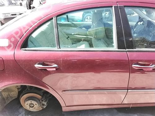 Dør højre bagtil Dør højre bagtil MERCEDES-BENZ E-CLASS (W211) E 320 CDI (211.026) (204 hp) 35780817 35780817