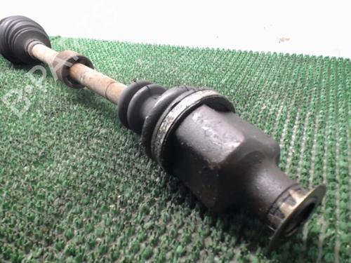 Used Right front driveshaft Right front driveshaft RENAULT CLIO II (BB_, CB_) 1.9 dTi (B/CB0U) (80 hp) 22079792 22079792