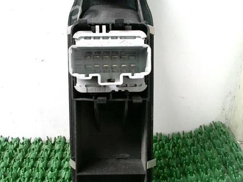 Used Left front window switch Left front window switch RENAULT MODUS / GRAND MODUS (F/JP0_) 1.2 (JP0C, JP0K, FP0C, FP0K, FP0P, JP0P, JP0T) (75 hp) 22089625 22089625