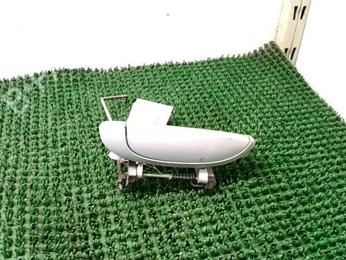 Used Front left exterior door handle RENAULT SCÉNIC I MPV (JA0/1_, FA0_) 1.9 dCi (JA05, JA1F) (102 hp) 28493930