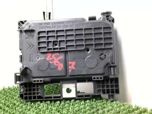 Fuse box CITROËN C3 II (SC_) 1.2 VTi 82 | BP31700484E1