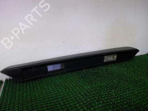 Nummerpladelys Nummerpladelys RENAULT MASTER II Van (FD) 2.5 D (FD0A, FD0E, FD2E, FD3E) (80 hp) 22084537 22084537