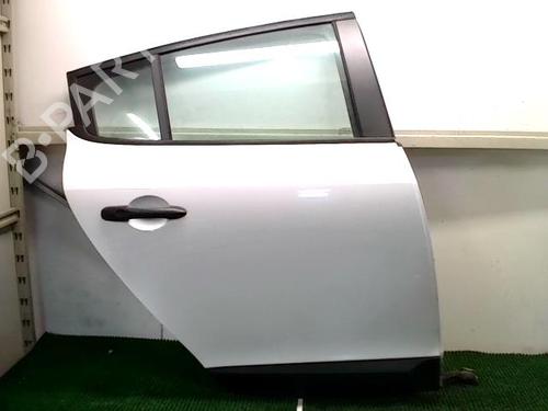 Dør høyre bak RENAULT MEGANE III Hatchback (BZ0/1_, B3_) 1.5 dCi (BZ09, BZ0D, BZ1W, BZ29, BZ14) (110 hp) 27663331
