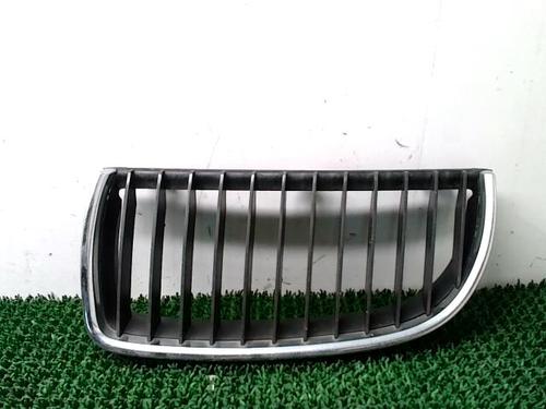 Grill BMW 3 (E90) 320 d (163 hp) 22092788