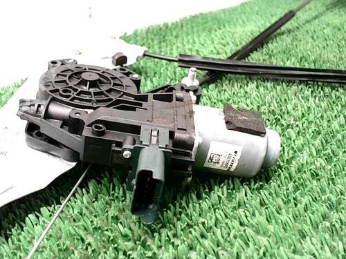 Used Front right window mechanism Front right window mechanism RENAULT MEGANE IV Hatchback (B9A/M/N_) 1.5 Blue dCi 115 (B9A6) (116 hp) 20876963 20876963