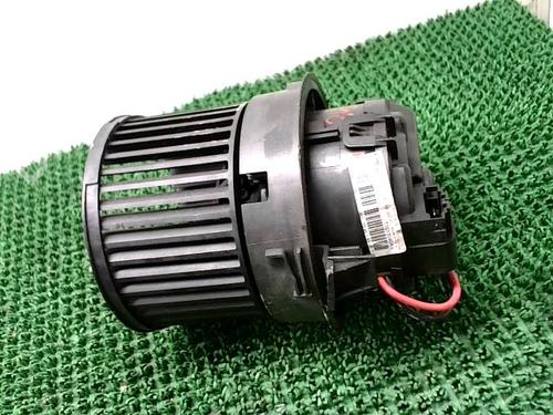 Used Heater blower motor PEUGEOT 208 I (CA_, CC_) 1.6 HDi (92 hp) 25888524
