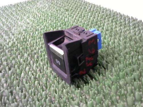 switch-peugeot-partner-box-bodympv-k9-2018-31873995 main image