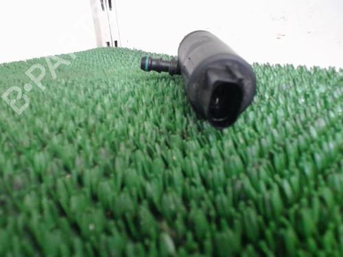 Used Washer pump Washer pump MERCEDES-BENZ C-CLASS (W204) C 220 CDI (204.008) (170 hp) 22087907 22087907