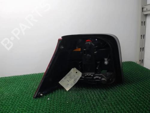 Right taillight VW GOLF IV (1J1) 1.9 TDI | BP22076786C35 