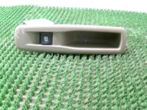 Used Right rear window switch Right rear window switch RENAULT SCÉNIC III (JZ0/1_) 1.9 dCi (JZ0J, JZ1J, JZ1K, JZ1S) (131 hp) 22078440 22078440