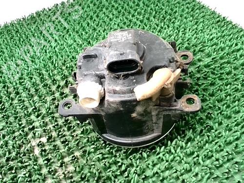 Used Right front fog light Right front fog light 26490246 26490246