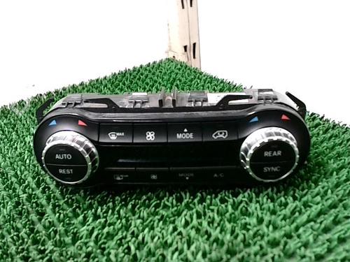 climate-control-mercedes-benz-vito-van-w447-2014-24144428 main image