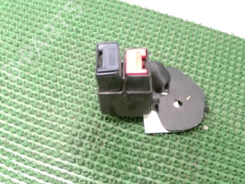 Used Seat buckle RENAULT CLIO II (BB_, CB_) 1.5 dCi (B/CB08) (82 hp) 22078552