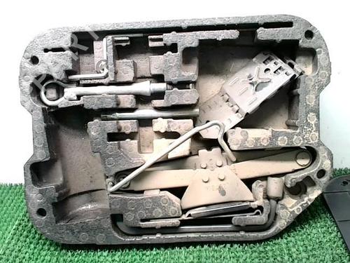 Used Jack Kit Jack Kit CITROËN C4 Picasso I MPV (UD_) 1.6 HDi (109 hp) 22088971 22088971