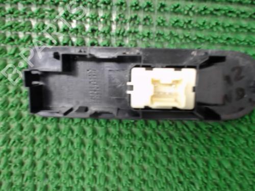 Used Right front window switch RENAULT CLIO IV (BH_) 1.5 dCi 75 (75 hp) 25262193