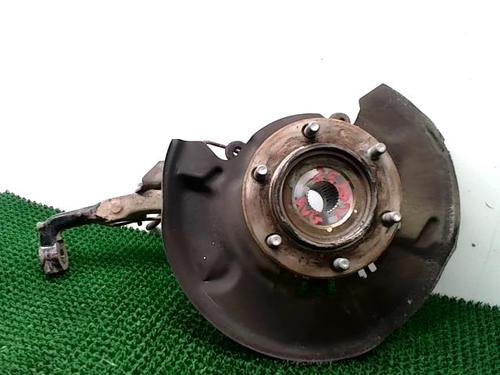 Fusee links voor TOYOTA HILUX VII Pickup (_N1_, _N2_, _N3_) 2.5 D-4D 4WD (KUN25) (144 hp) 30634201