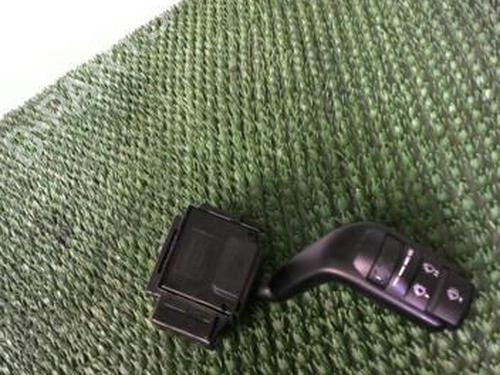 Used Steering column stalk Steering column stalk FORD TRANSIT Van (FA_ _) 2.2 TDCi (140 hp) 22088572 22088572