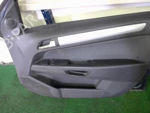 Right front door OPEL ASTRA H (A04) 1.6 (L48) | BP20877413C3 
