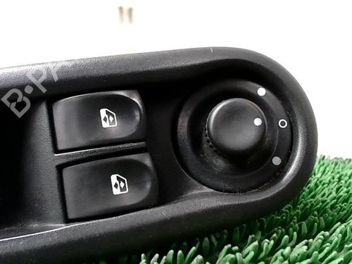 Used Left front window switch Left front window switch RENAULT CLIO III (BR0/1, CR0/1) 1.5 dCi (75 hp) 22892688 22892688