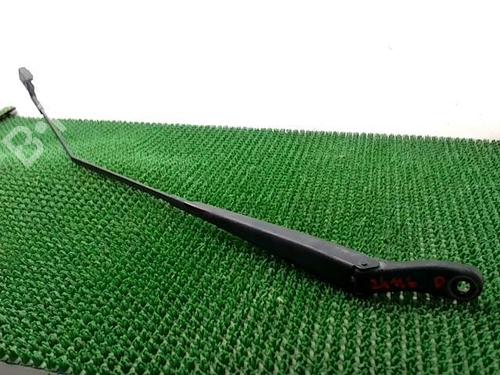 Front windshield wiper arm PEUGEOT 2008 I (CU_) 1.6 HDi | BP20876052C143 