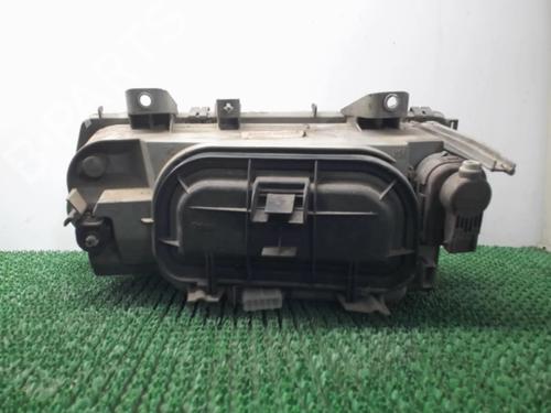 Used Right headlight Right headlight PEUGEOT 806 (221) 2.1 td 12V (109 hp) 22079418 22079418