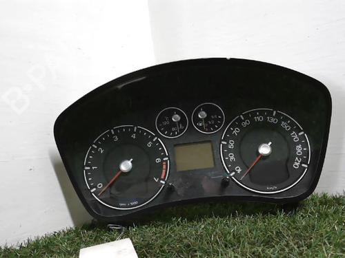 Cockpit FORD FIESTA V (JH_, JD_) 1.4 16V (80 hp) 26616752