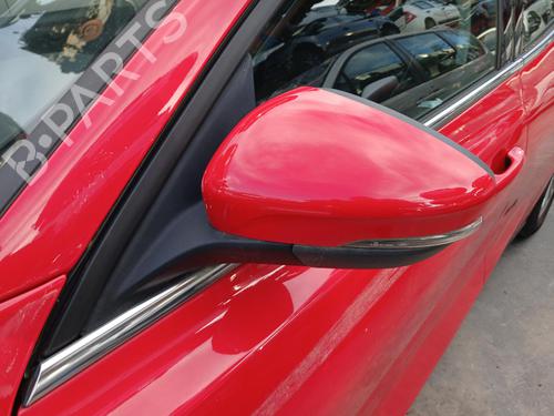 left-front-door-ford-focus-iv-turnier-hp-2018-40027543 main image