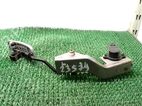 Used Pedal Pedal RENAULT CLIO III (BR0/1, CR0/1) 1.5 dCi (BR17, CR17) (86 hp) 24499125 24499125