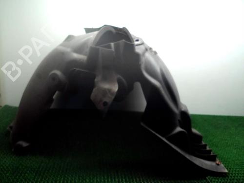 Used Wheel arch RENAULT MEGANE III Hatchback (BZ0/1_, B3_) 1.5 dCi (106 hp) 22083652