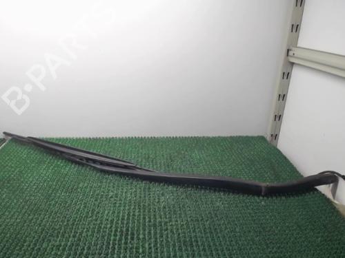 Used Front windshield wiper arm PEUGEOT 807 (EB_) 2.2 HDi (128 hp) 22080579