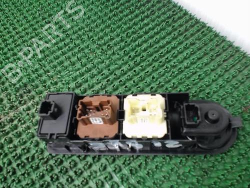 Switch RENAULT CLIO IV Grandtour (KH_) 1.5 dCi 75 | BP22082508I30 