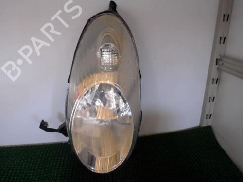 Used Right headlight NISSAN MICRA III (K12) 1.2 16V (80 hp) 22077331