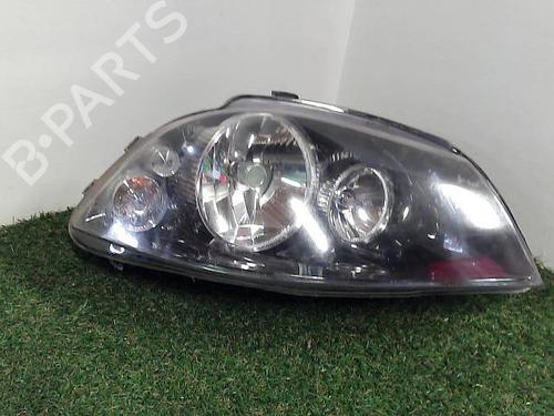 Used Right headlight SEAT CORDOBA (6L2) 1.4 16V (75 hp) 22092292