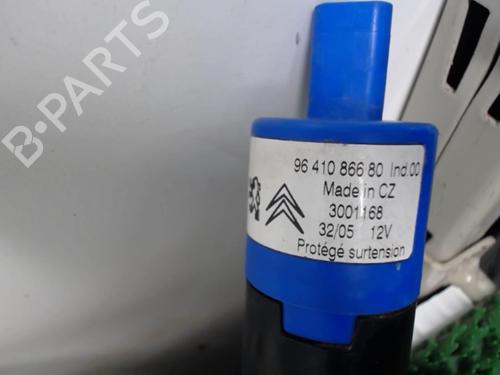 Used Headlight washer Headlight washer PEUGEOT 407 Coupe (6C_) 2.7 HDi (204 hp) 22079109 22079109