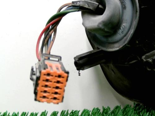 Right mirror PEUGEOT 206+ (2L_, 2M_) 1.4 HDi eco 70 | BP22082802C27