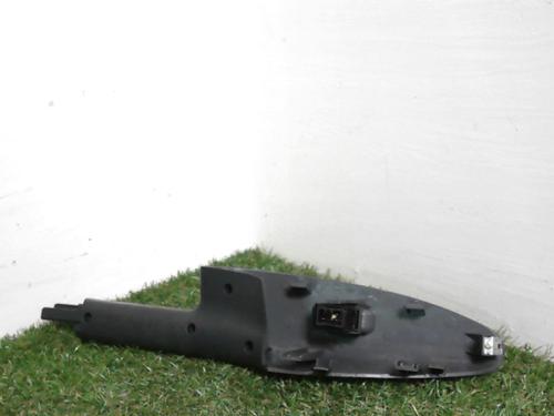 Right front window switch HYUNDAI TUCSON (JM) 2.0 CRDi | BP26443422I26 