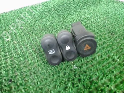 Warning switch DACIA SANDERO 1.5 dCi | BP22086984I22 - Image 3