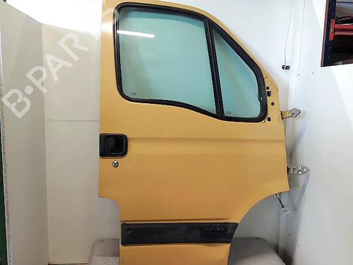 Used Right front door RENAULT MASTER II Van (FD) 2.2 dCI 90 (90 hp) 22092440