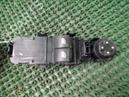 Used Left front window switch Left front window switch PEUGEOT 308 SW I (4E_, 4H_) 1.6 HDi (90 hp) 22082215 22082215