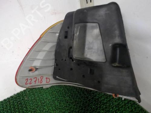 Used Right taillight BMW 3 (E46) 320 d (129 hp) 20877376