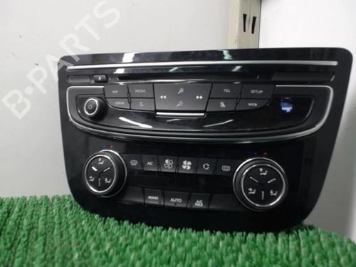 Used Radio Radio PEUGEOT 508 SW I (8E_) 1.6 BlueHDi 120 (120 hp) 22084143 22084143