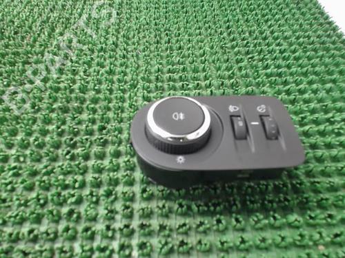 Used Headlight switch OPEL CORSA D (S07) 1.0 (L08, L68) (65 hp) 22087565