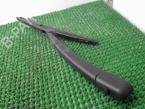 Used Rear windshield wiper arm Rear windshield wiper arm FORD FIESTA VI (CB1, CCN) 1.4 TDCi (68 hp) 22084199 22084199
