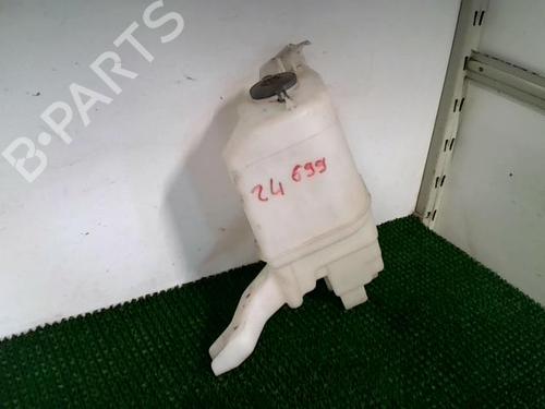 Used Windscreen washer tank NISSAN NV200 Van 1.5 dCi 85 (M20, M20N, M20M) (86 hp) 29884312