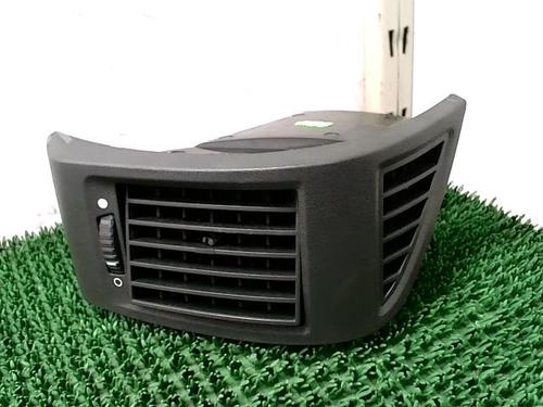 Used Air vent PEUGEOT BOXER Van 2.2 HDi 120 (120 hp) 22092951