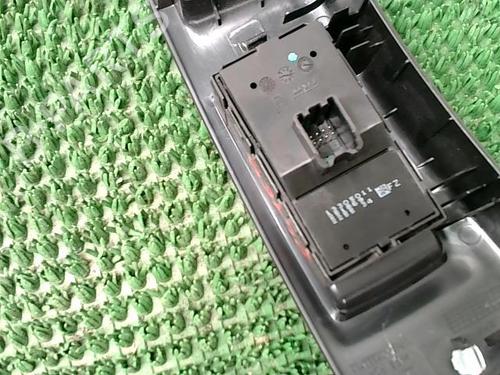 Left front window switch OPEL MERIVA B MPV (S10) 1.7 CDTI (75) | BP22090399I27 