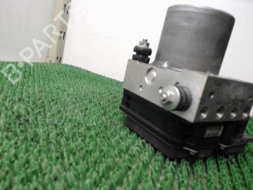 Used ABS pump PEUGEOT 5008 (0U_, 0E_) 1.6 HDi (114 hp) 22084861